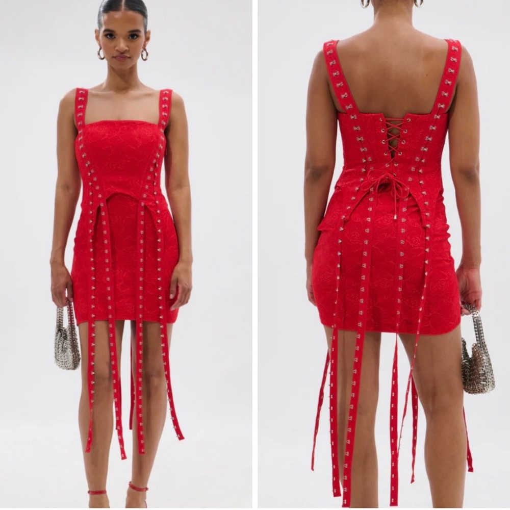 New Akira I KNOW YOU MISS ME CORSETED LACE MINI DRESS IN RED